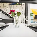 Volta House By Dm Apartmán