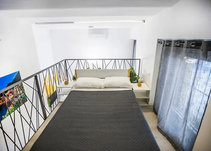 Volta House By Dm דירה קומו